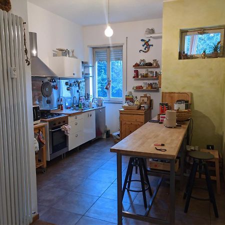 Room In A Quiet Part Of Bergamo Exterior photo